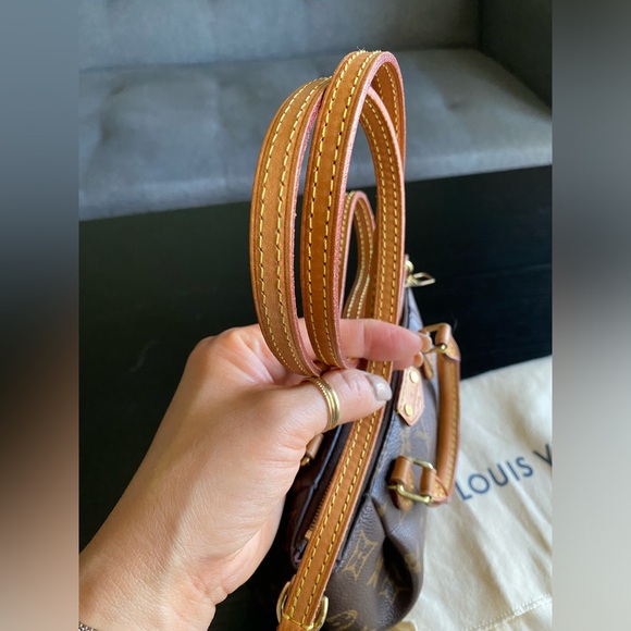 Louis Vuitton Turenne NANO - Picture 12 of 13